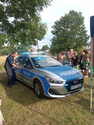 Miejsce pikniku rodzinnego z uczestnikami.