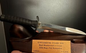 Pamiątkowy nóż Komandosa.